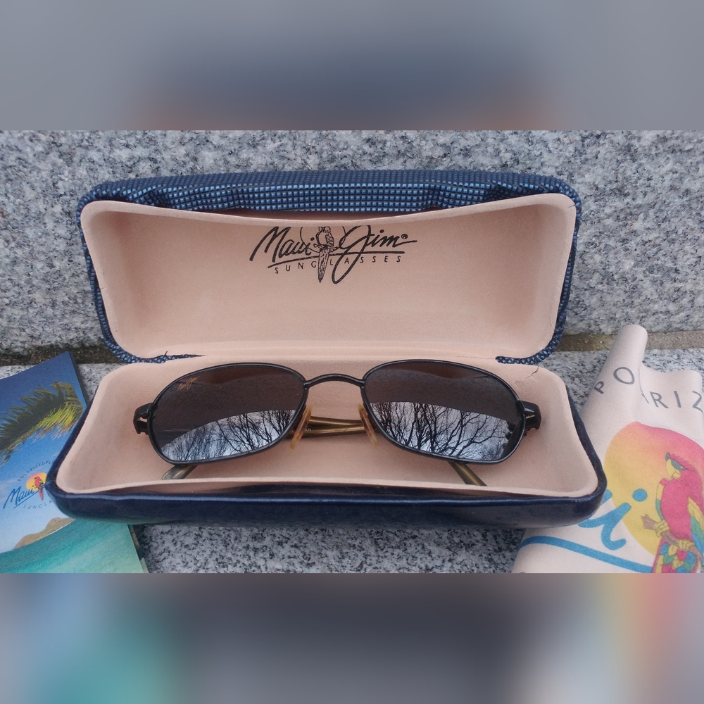 MAUI JIM Hilo 133-02 Polarized Sunglasses w/ Hardcase, 100% UV protection - Picture 4 of 6